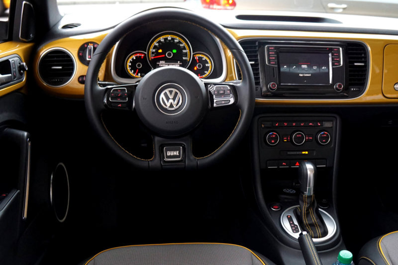 The interior reminded me of an airplane cockpit. Sleek, sophisticated, and fun. Photo: Julia Coney for AGirlsGuidetoCars