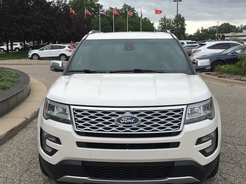 Ford Explorer 3 Row SUV