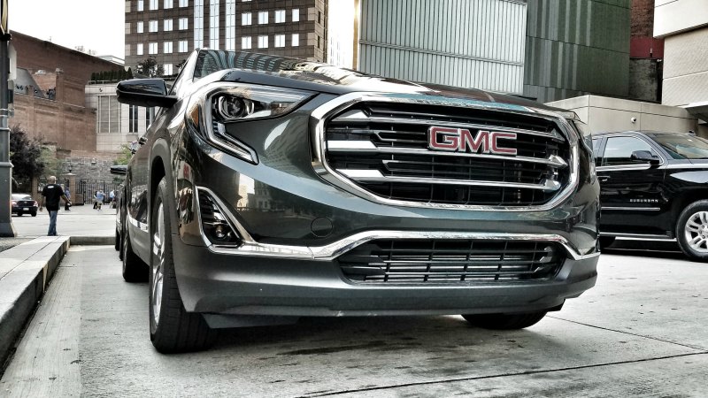 2018 GMC Terrain midsize suv