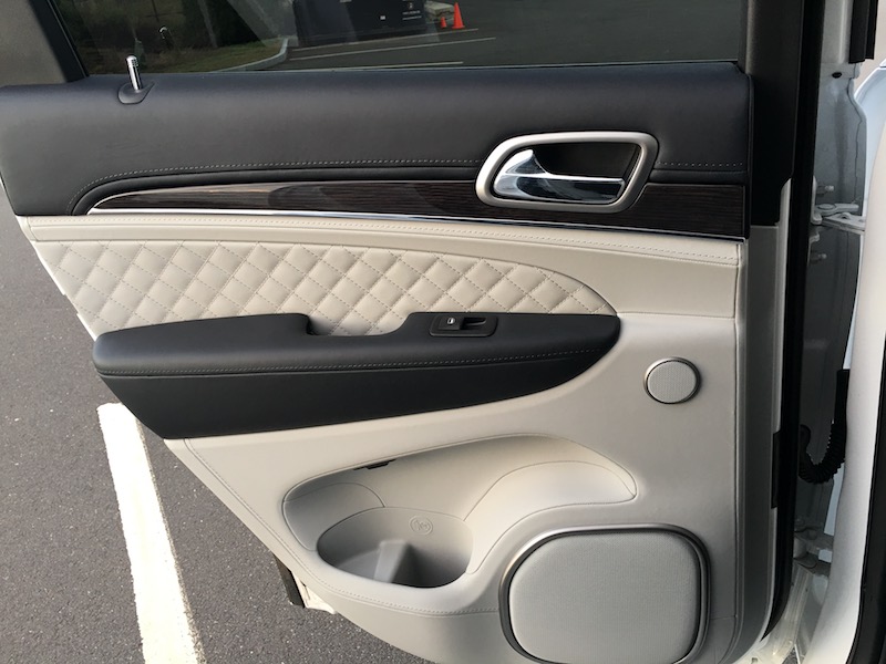 Jeep Grand Cherokee 4WD SUV