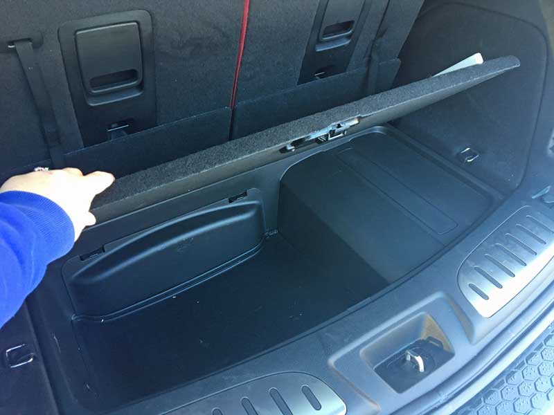This hidden compartment stored the extras I didn't want to forget - food and wine!