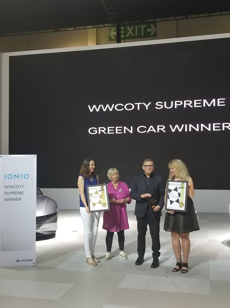 Women In Auto Make History At Busan Auto Show A Girls Guide to Cars