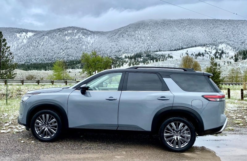 Nissan 3 online seater suv