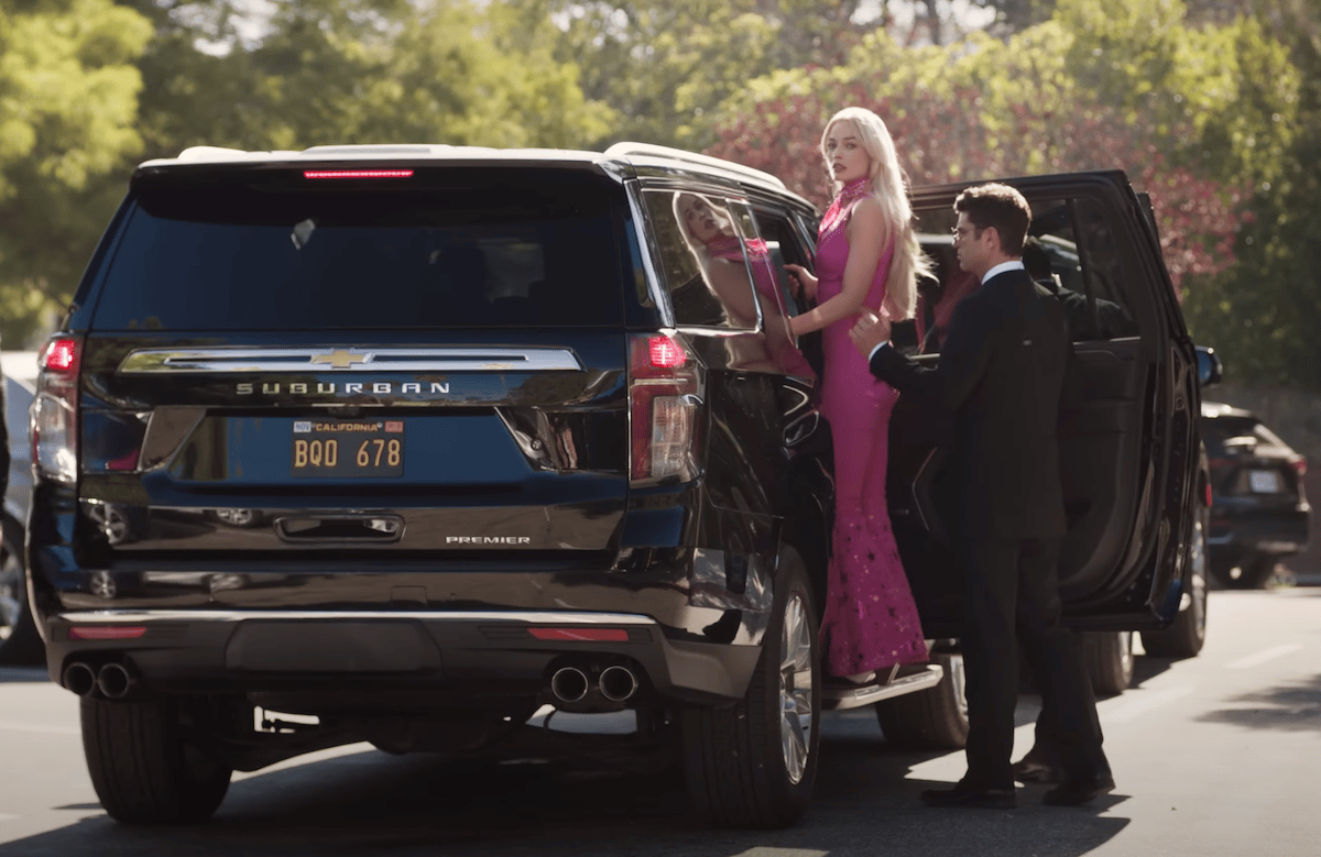 Barbie 7 deals seater car