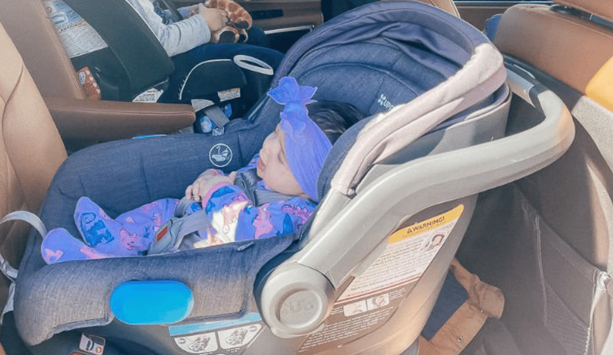Easiest infant car deals seat to install
