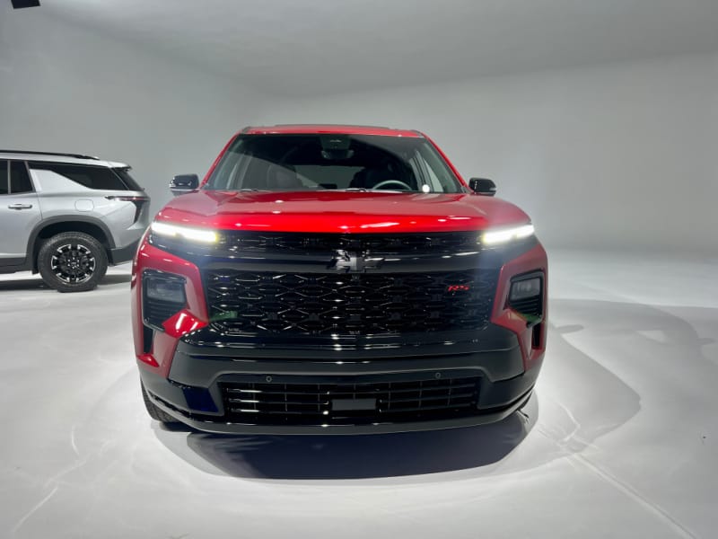 Chevy 3 clearance row suv