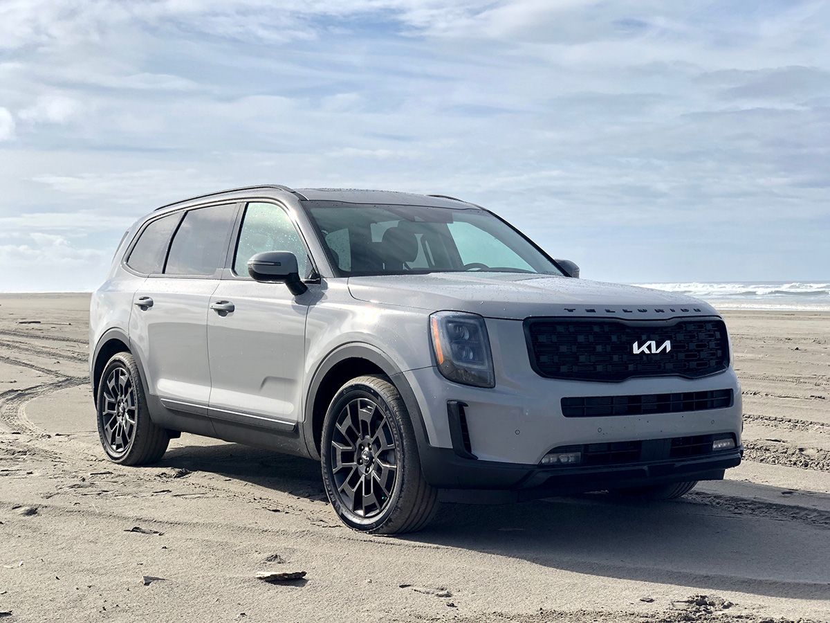 Most comfortable 8 deals passenger vehicles