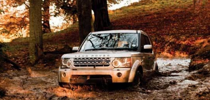 Have Fun, Be Confident, Get Muddy: Land Rover Driving School is the Experience of a Lifetime 6 A Girls Guide to Cars | Have Fun, Be Confident, Get Muddy: Land Rover Driving School is the Experience of a Lifetime - land rover drivingschool feaured image