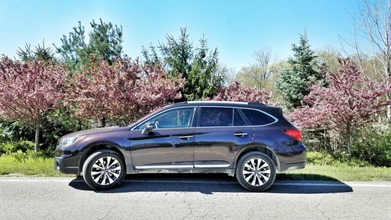 USED: 2017 Subaru Outback Touring Review: Unexpected Reasons It Appeals to Busy Families 12 Review: 2017 Subaru Outback 3.6 R Touring