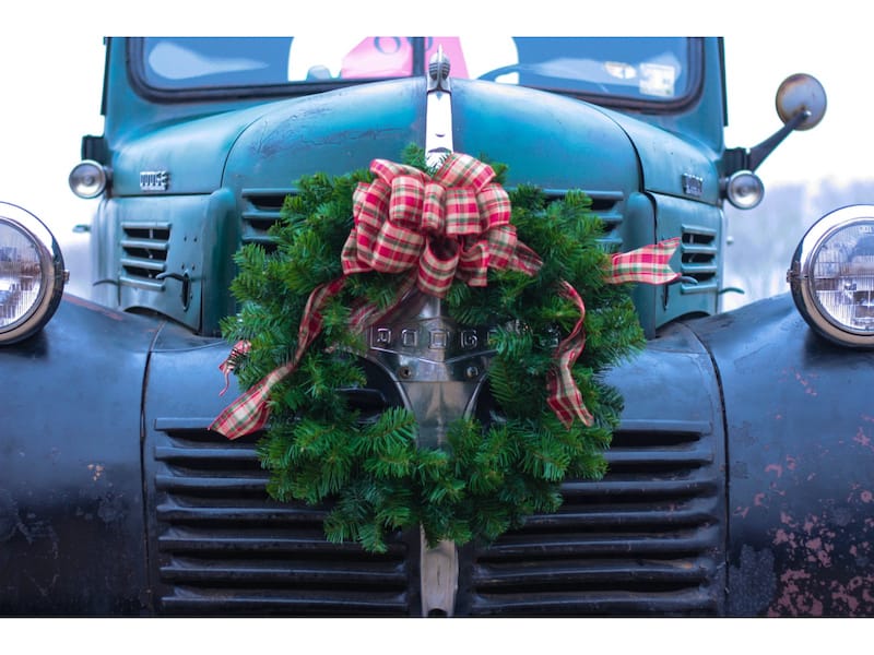 A Girls Guide to Cars | Thankful, Grateful and Excited for the Rest - Photo Unsplash via Picmonkey