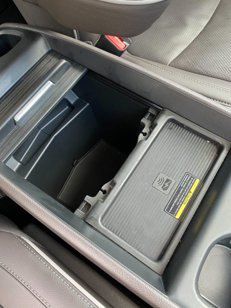A Girls Guide to Cars | 2021 Honda Odyssey Elite: The Classic Minivan Wins Again - 2021 Honda Odyssey Review 22