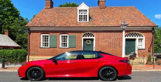 2022 Toyota Camry XSE AWD