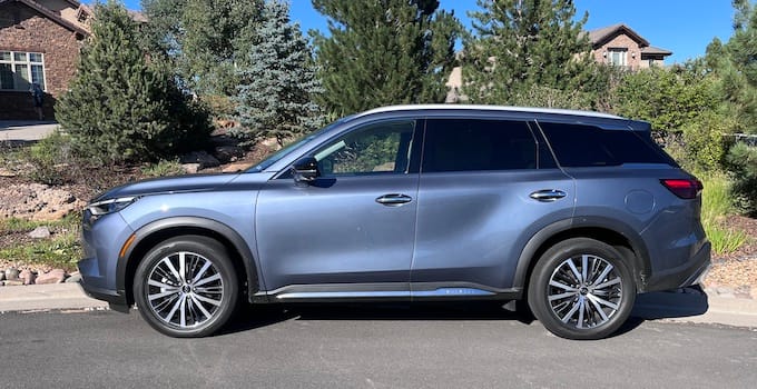 The 2022 Infiniti QX60 Review: This 3-Row SUV Is A Glorious Retreat 15 2022 Infiniti QX60