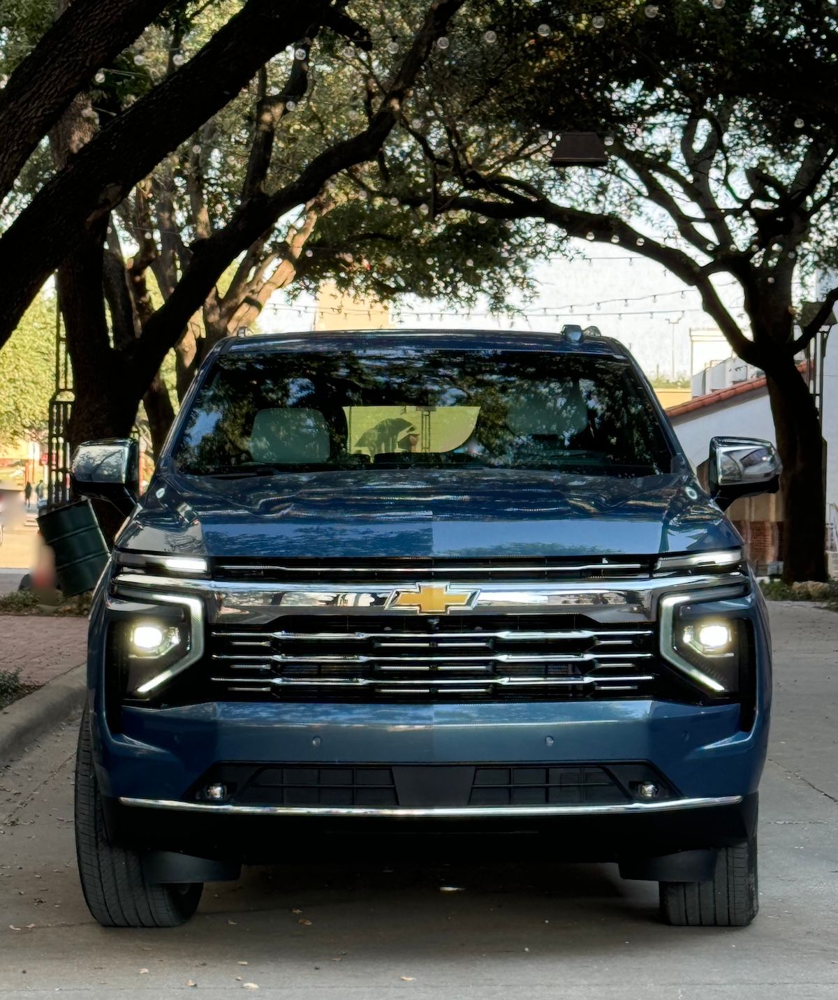 2025 Chevrolet Tahoe and Suburban: A Minor Makeover For an Even More Classic 8-Seater SUV 4 The New Front Face Of The 2025 Chevrolet Tahoe And Suburban
