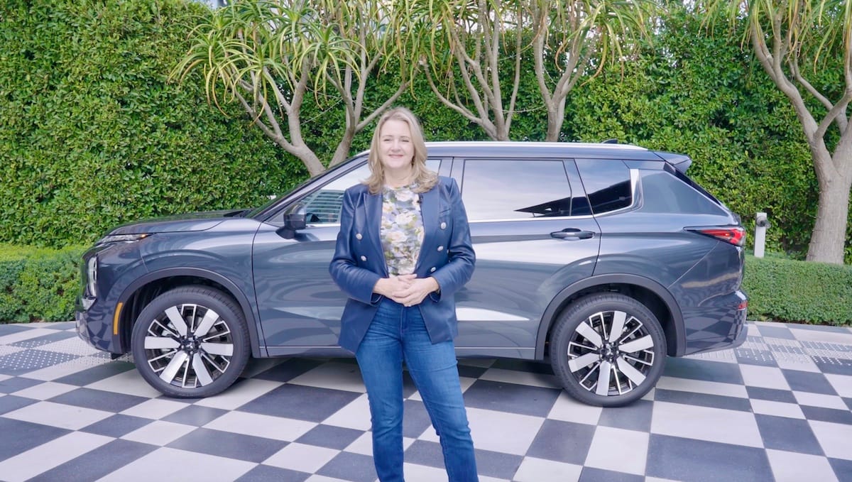 Scotty Reiss with the 2025 Mitsubishi Outlander most affordable 3 row SUVs