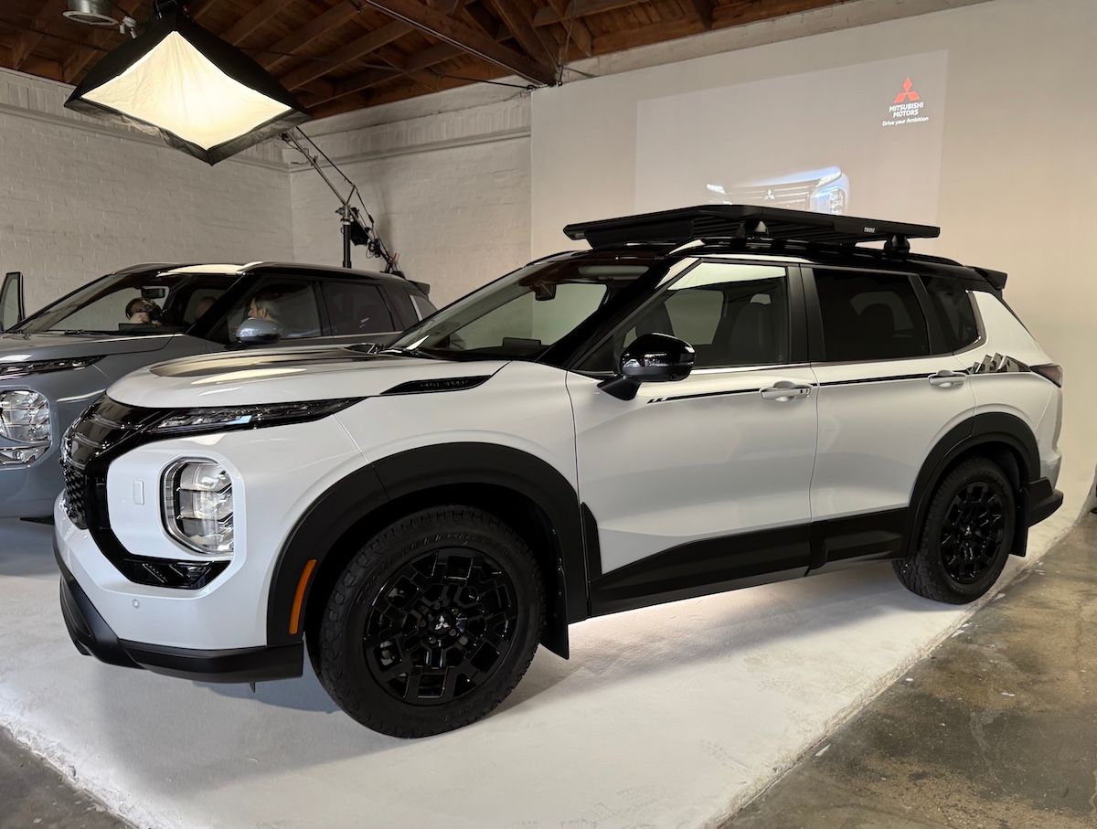 The Rear End Of The 2025 Mitsubishi Outlander
