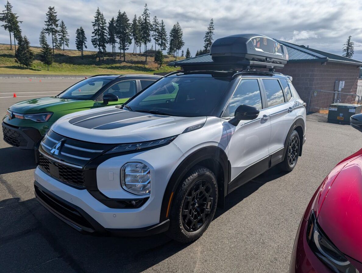 The Front End Of The 2025 Mitsubishi Outlander Trail Edition