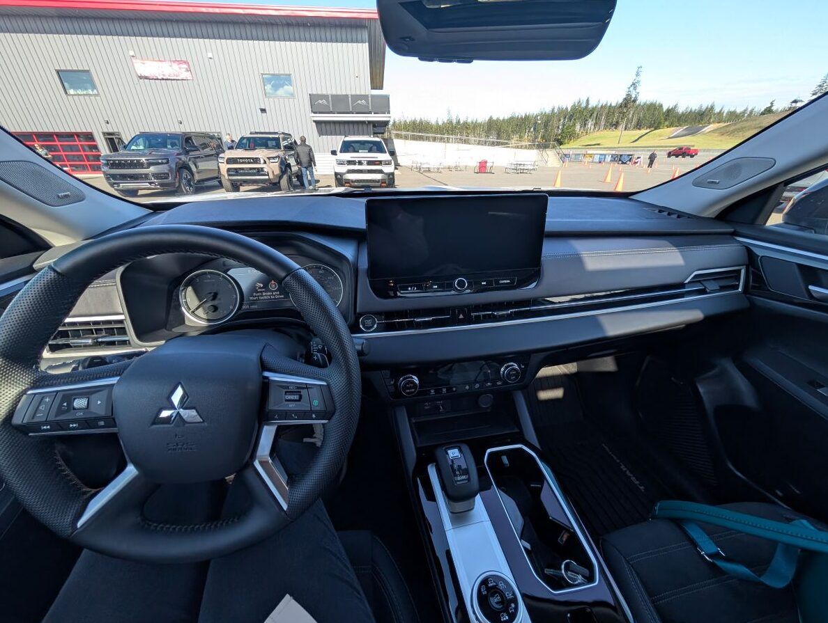 The Interior Of The 2025 Mitsubishi Outlander Trail Edition