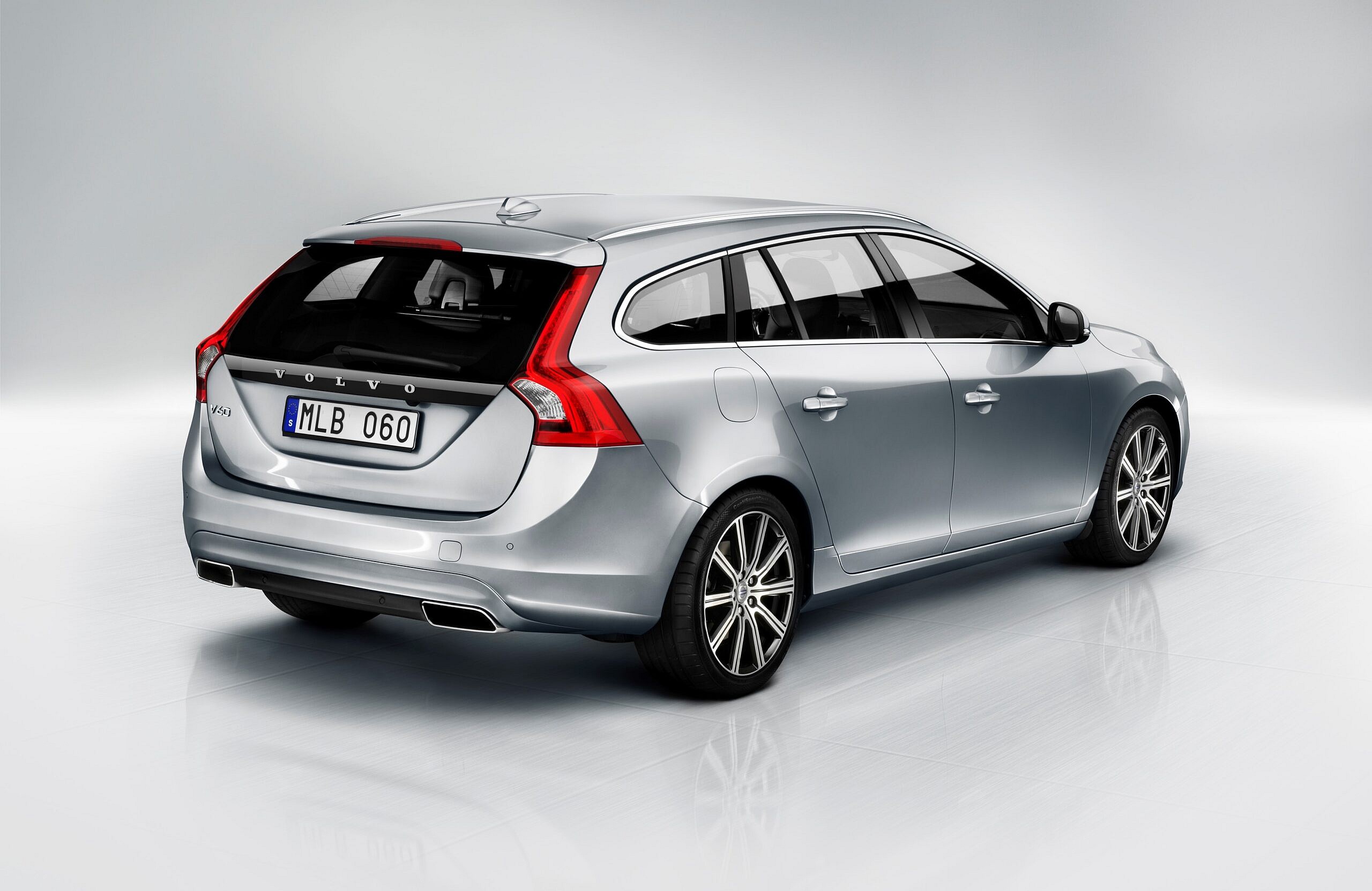 2015.5 Volvo V60 Cross Country