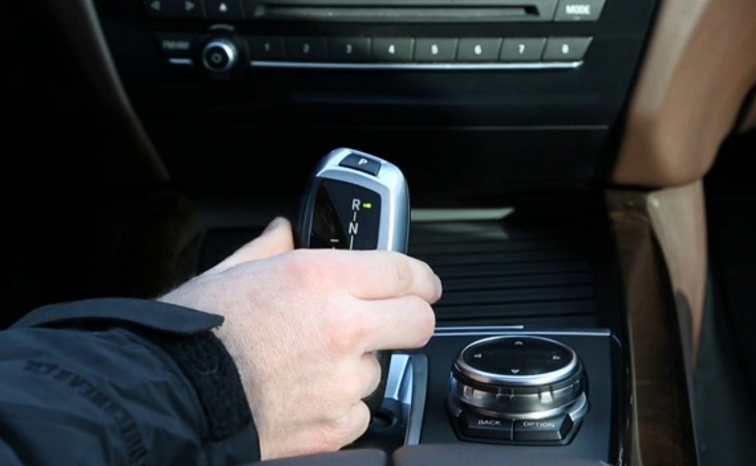 A Girls Guide to Cars | Are Unfamiliar Gear Shift Levers Dangerous? - BMW Gear Shift Lever