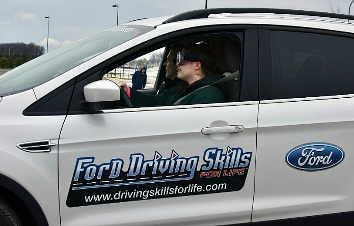 A Girls Guide to Cars | Trying out Drunk Driving (Well, A Simulation That's Like The Real Thing) - SBCFordDrivingSkillsfeature