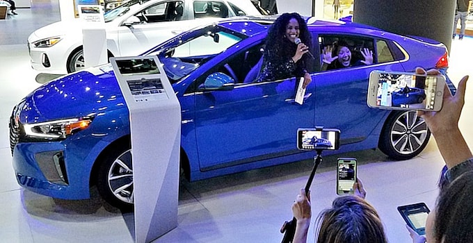 A Girls Guide to Cars | Is This is the Year to Buy a Car? The 2018 Detroit Auto Show Has What You Need to Know - 2018 NAIAS Featured image