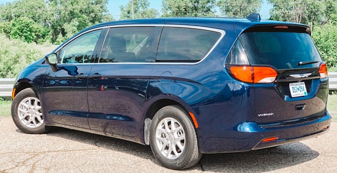 A Girls Guide to Cars | Chrysler Voyager Minivan: What We Love About Pacifica, With a More Affordable Price Tag - 2020 Chrysler Voyager Featured 1