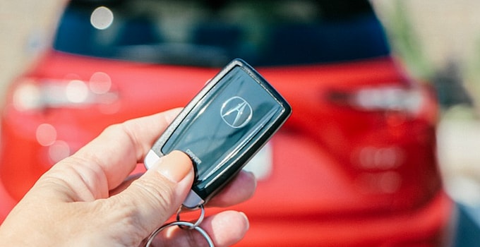 The End of the Year is a Great Time to Buy a New Car. This Is What You Need to Know 7 Buy a new Acura SUV this holiday season