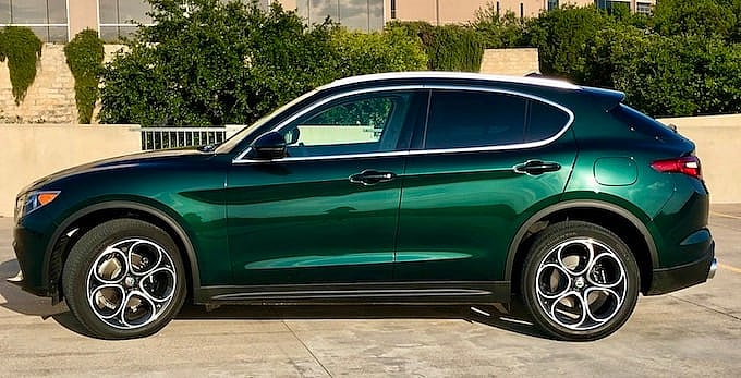 Alfa Romeo Stelvio green