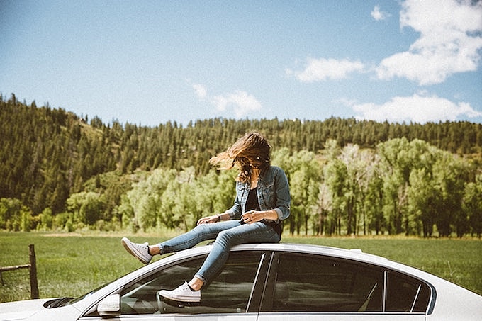 These Days are Stressing Me Out. But Here are 5 Ways to De-stress and Feel Happier in the Car 8 de-stress