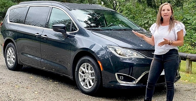 Battle of the Minivans: Chrysler Pacifica vs. Honda Odyssey 5 chrysler pacifica