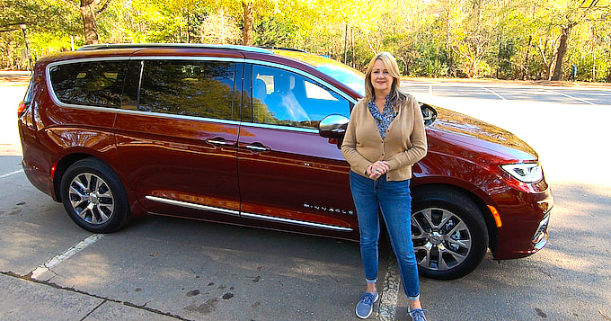 2021 Chrysler Pacifica Adds AWD and More Luxuries, Making the Minivan Decision an Even Easier “Yes” 11 Chrysler Pacifica