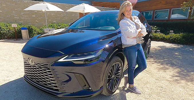 There’s a new Lexus RX Hybrid SUV (or Gas, or Performance) for 2023, and It’s Everything a Makeover Should Be 11 Me with the 2023 Lexus RX featured image