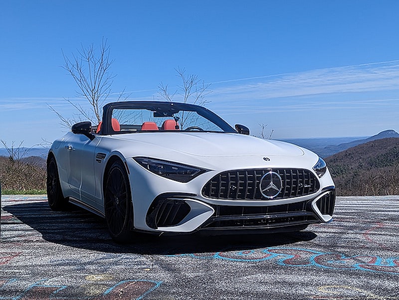 The Mercedes-Benz AMG SL63 Convertible Is The Pinnacle of Luxury And Performance 17 A Girls Guide to Cars | The Mercedes-Benz AMG SL63 Convertible Is The Pinnacle of Luxury And Performance - The Mercedes Benz AMG SL63 featured
