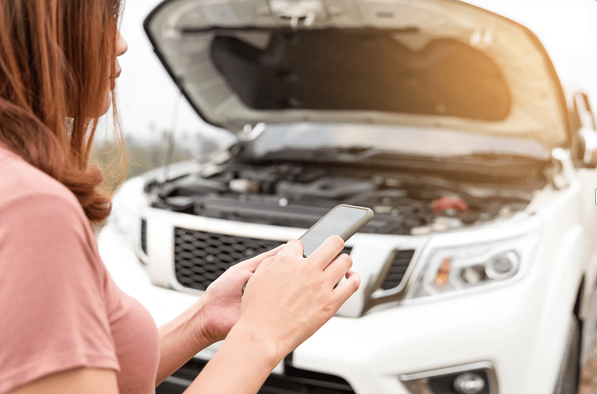 Road side breakdown Canva