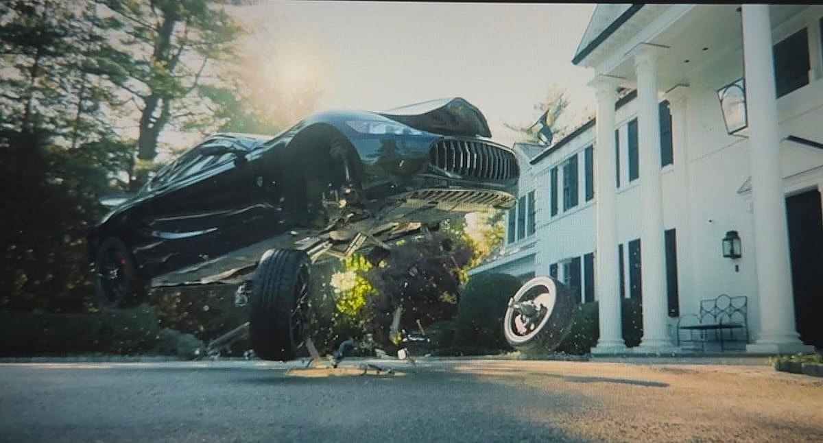 What the Cars of 'Your Friends & Neighbors' Say About Its Rich and Regretful Characters 11 Your Friends & Neighbors opening sequence