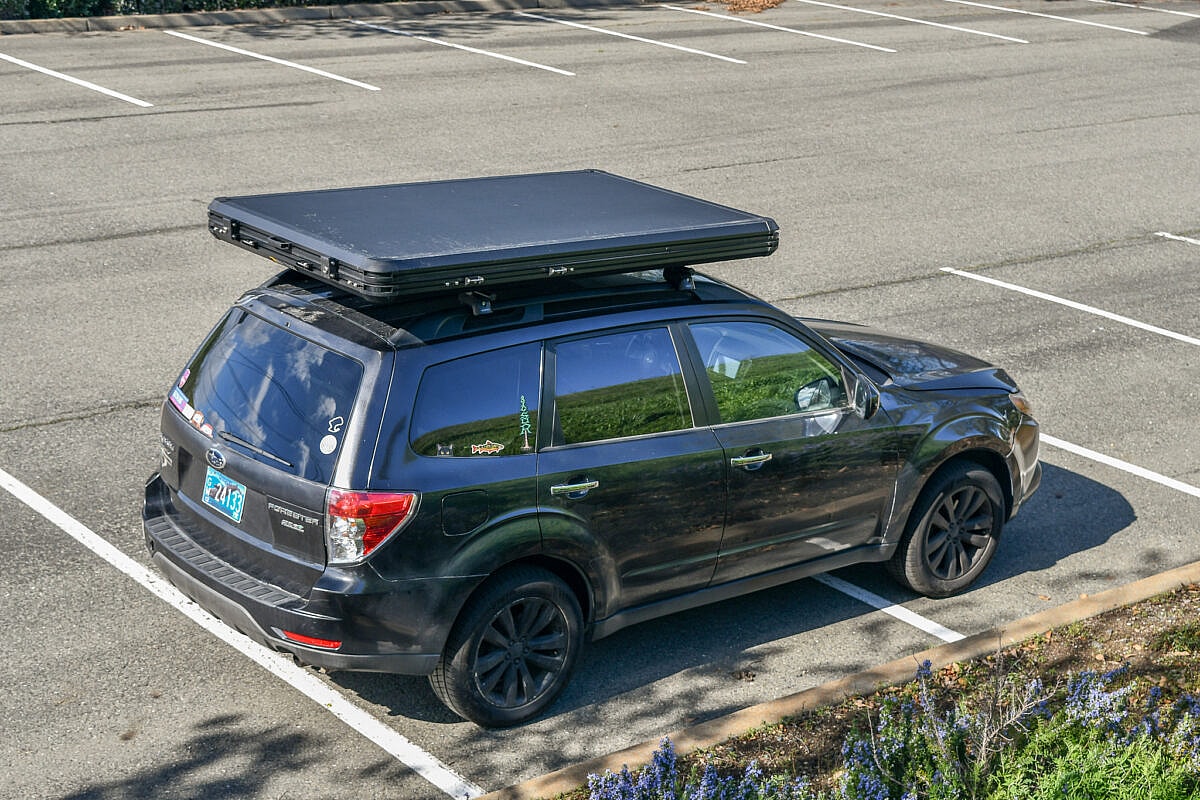 5 Things to Keep in Mind Before Putting a Rooftop Tent on Your Car 9 A top-down view of a rooftop tent on top of my 2011 Subaru Forester