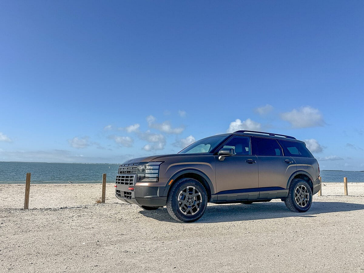 The side profile of the 2026 Hyundai Palisade XRT Pro