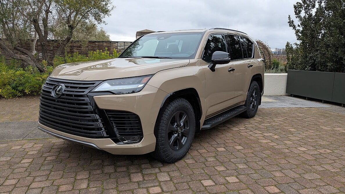 The 2025 Lexus Lx 700H Overtrail