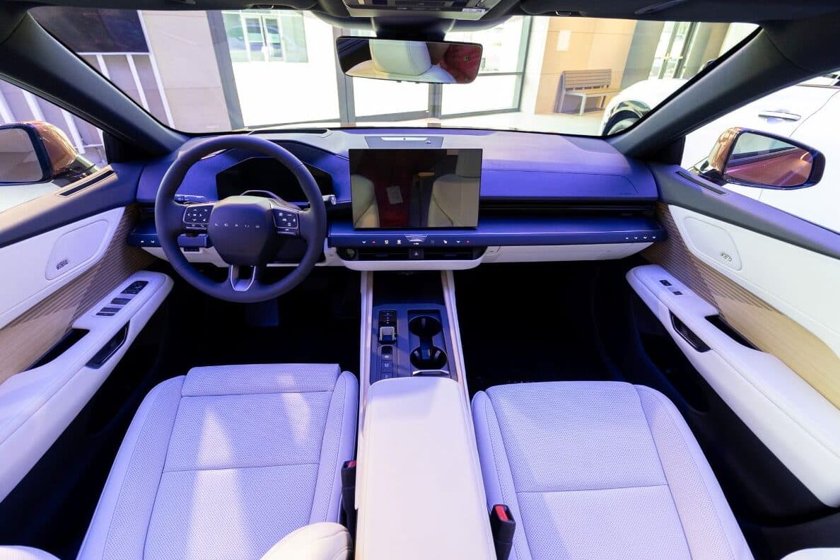 The Interior Of The 2026 Lexus Es