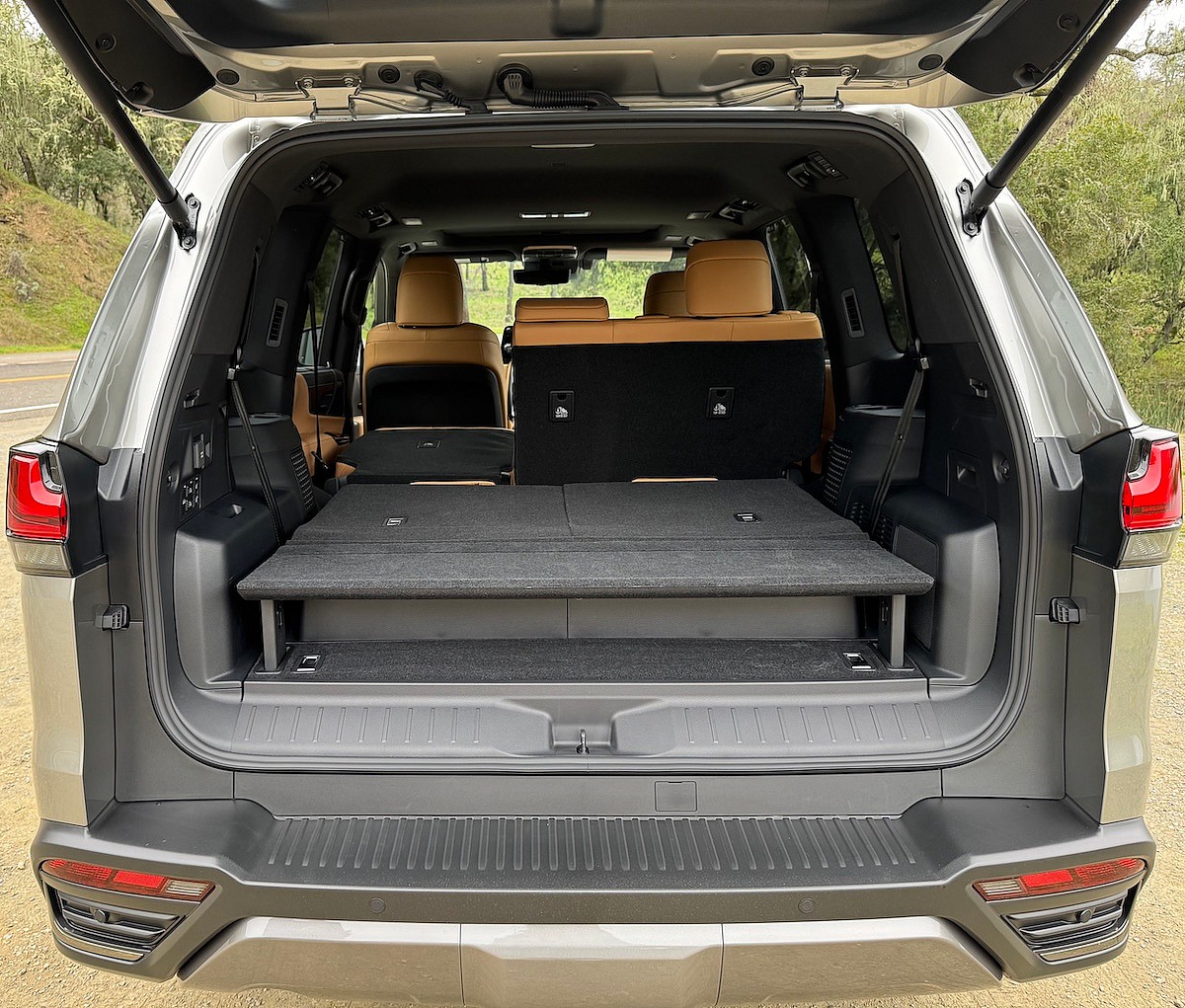 The Elevated Cargo Floor And Shelf In The 2025 Lexus Lx 700H