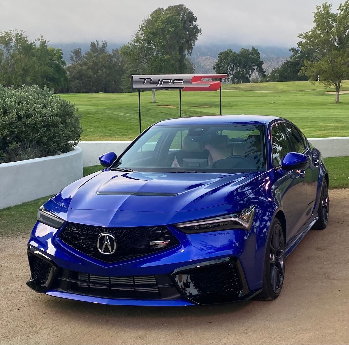 A Girls Guide to Cars | Oh, Yes, You Can Afford a Luxury Car: Best Luxury Cars Under $40,000 - The Acura Integra Type S
