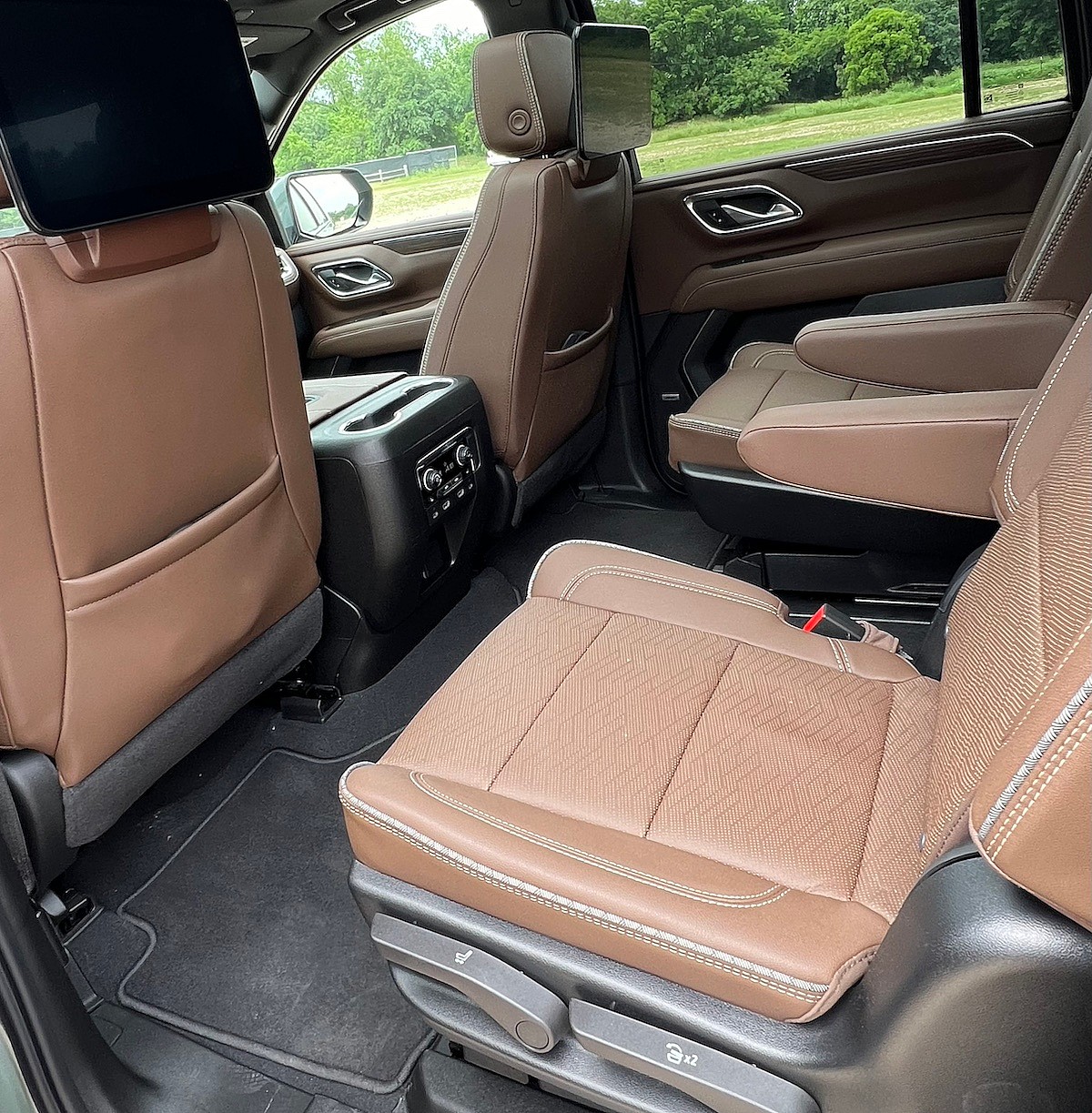 13 Reasons the 2024 Chevrolet Suburban Is a Family Favorite - And 5 Caveats to Consider 13 Center Row Seats Great For Kids Car Seats Chevrolet Suburban