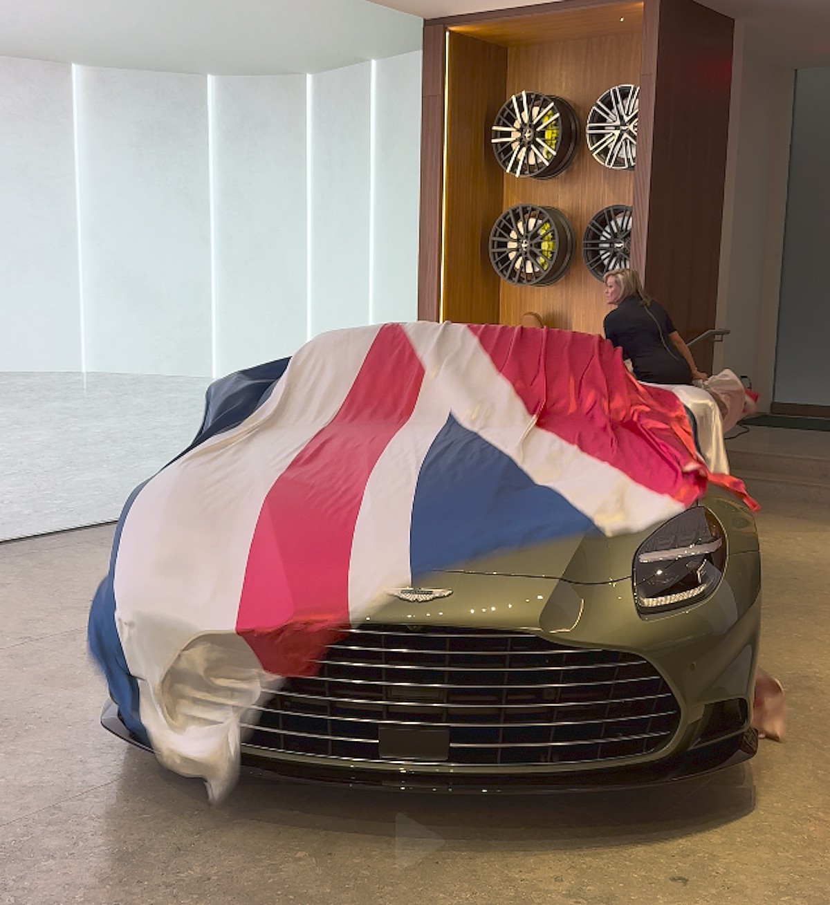 The New Aston Martin Vanquish Volante is the Most Powerful, and Perhaps Most Exclusive, Ragtop on the Road 10 The Aston Martin Vanquish Volante Being Revealed By Q By Aston Martin Gm Lisa Anastas