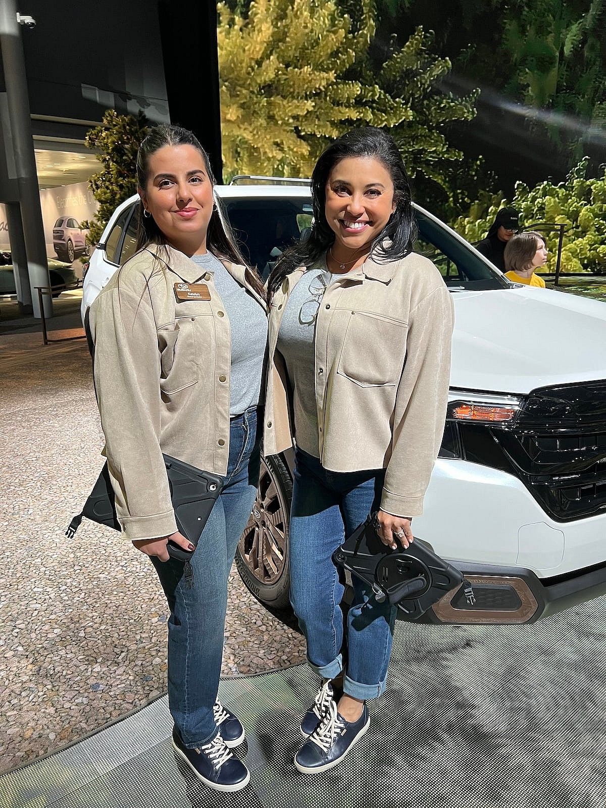 Vince Camuto Shirts, Liverpool Jeans And Ecco Shoes At Subaru Car Shows