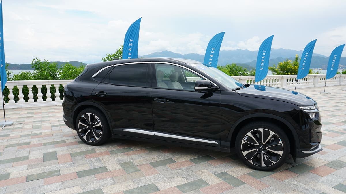 Want a 25% Discount On a New Car? Lease, Then Purchase, a New EV 6 Vinfast Vf8