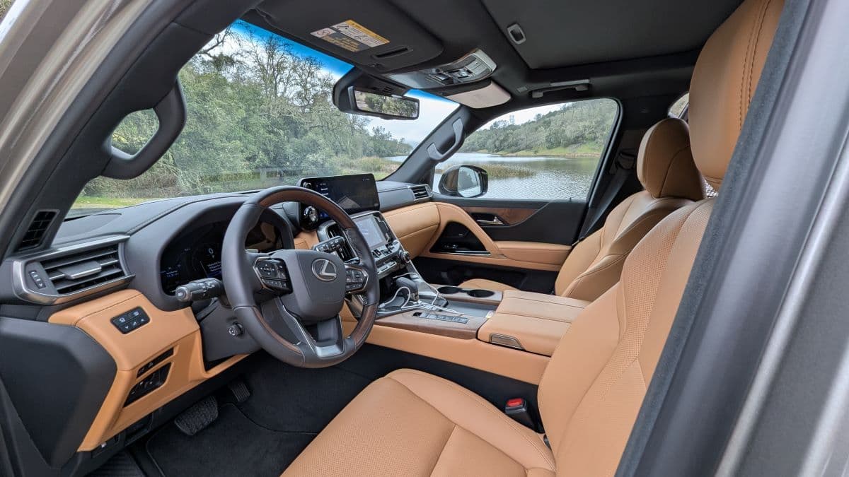 The Interior Of The 2025 Lexus Lx 700H Luxury