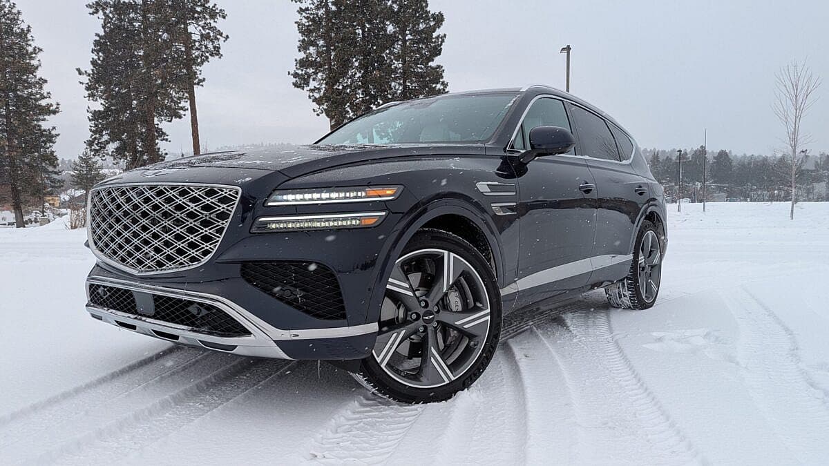 10 Things My Family Adored about the 2025 Genesis GV80 3.5T Prestige 3 The 2025 Genesis Gv80 In The Snow With All-Season Tires