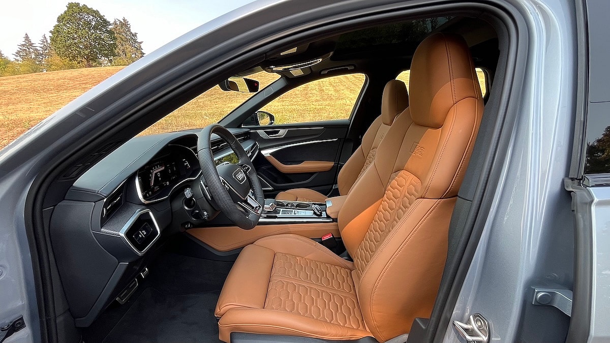 Interior Finishes In The Audi Rs 6 Avant Wagon