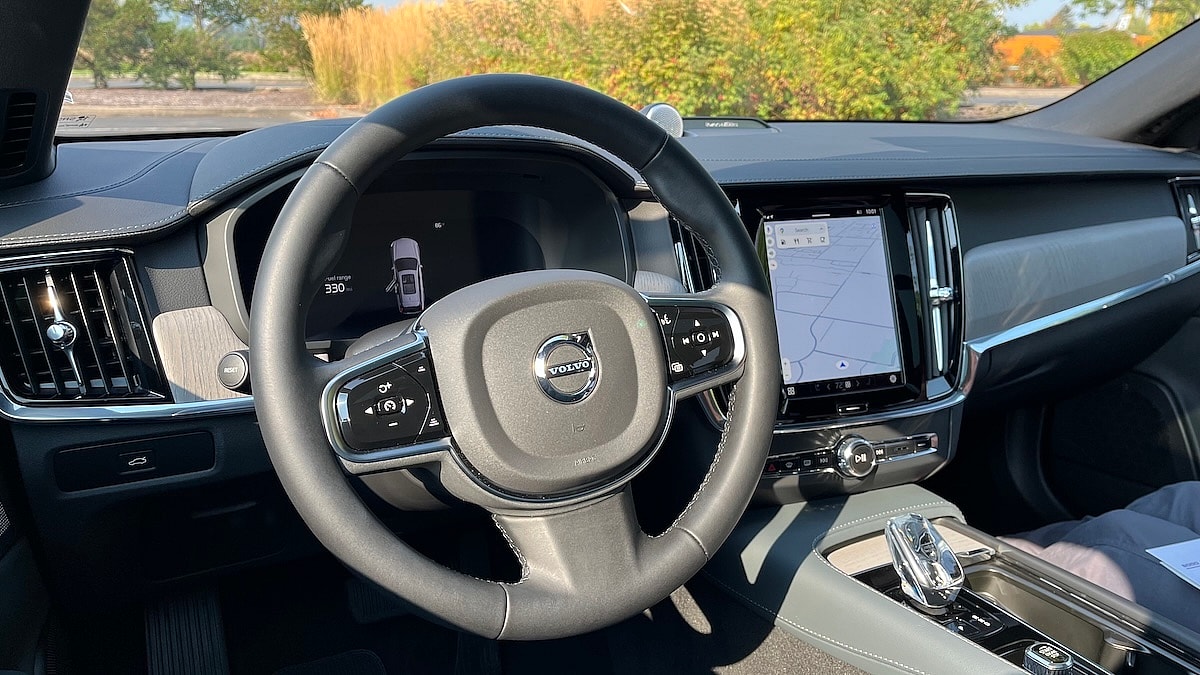 Volvo V90 Cross Country Wagon